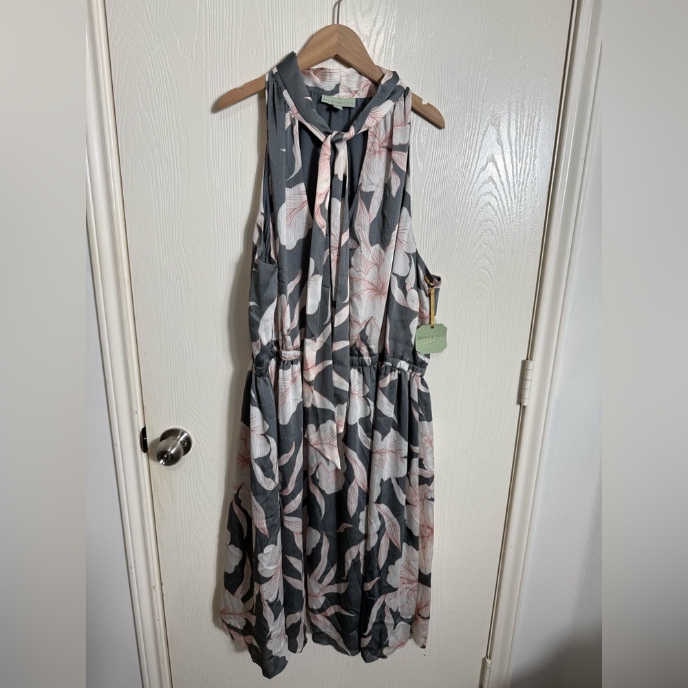 Ryegrass Anthropology Womens Dress Size 2X Gray Floral w/Tie V-Neck NWT
